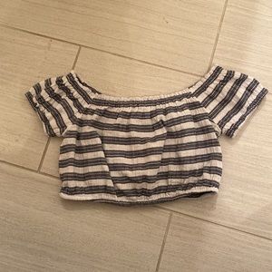Cropped aerie shirt!